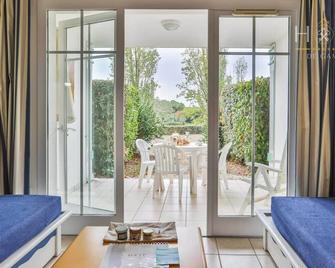 Superbe appartement en résidence avec piscine - Château-d’Olonne - Living room