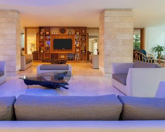 Ghl Comfort Hotel Costa Azul - Santa Marta - Wohnzimmer