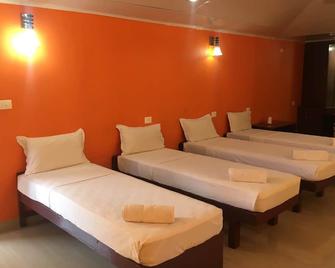 New Kovalam Beach Hotel - Thiruvananthapuram - Habitación