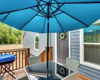 Lindale Vacation Rental w/ Deck & Grill! - Lindale - Balkon