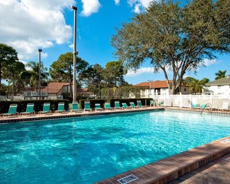 Resort Gem - Bradenton - Pool