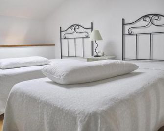 Posada Los Carabeos - Arroyal - Bedroom