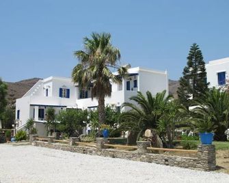 Didymes Studios - Kionia - Budova