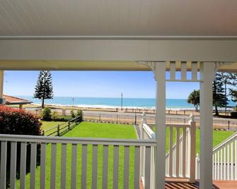 Pandanus House - Bargara - Balkón