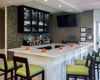 Serene Retreat with Heated Pool | Pet-friendly | 3 Units | Near Newark - Edison - Bar