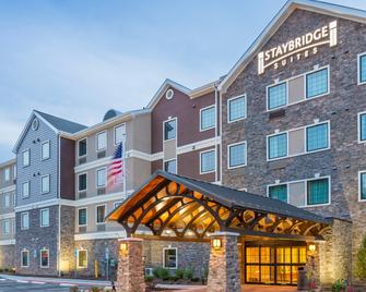 Staybridge Suites Canton - Canton - Bygning
