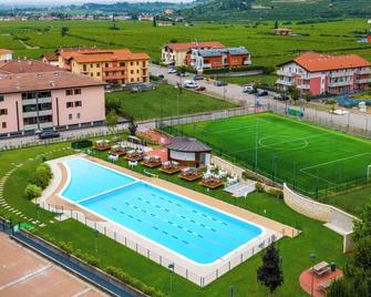 Kona Hotel Verona by Kleos Group Collection - Verona - Pool