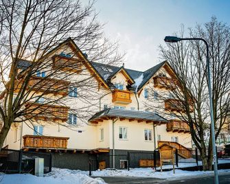 陽光和雪威爾瑟公寓飯店 - 卡爾帕奇 - 建築