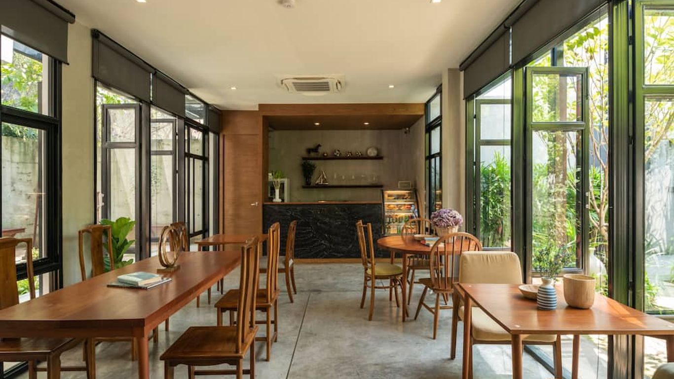 شيرلوك هوتل