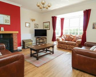Woodhill - Willerby - Living room