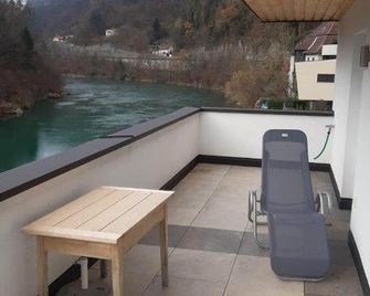 Neue Wohnung am Fluss - Losenstein - Balcon