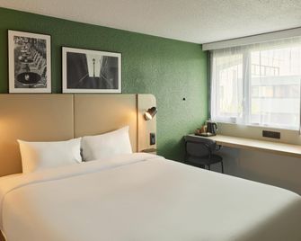 Campanile Poitiers - Poitiers - Bedroom
