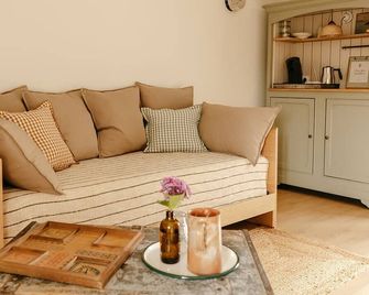 Clos des sentiles - Perros-Guirec - Salon