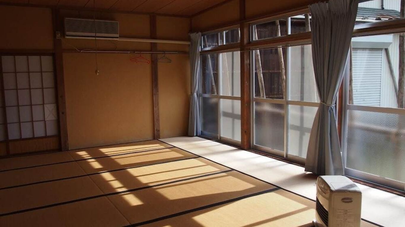 Shukubo Kanbayashi Katsukane