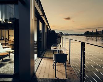 New Port Hotel - Krakow - Balcony