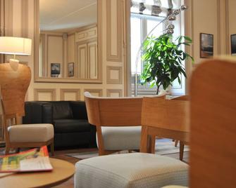 Hôtel de l'Europe - Poitiers - Living room