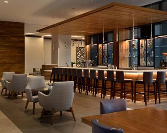Embassy Suites by Hilton Amarillo Downtown - Amarillo - Bar