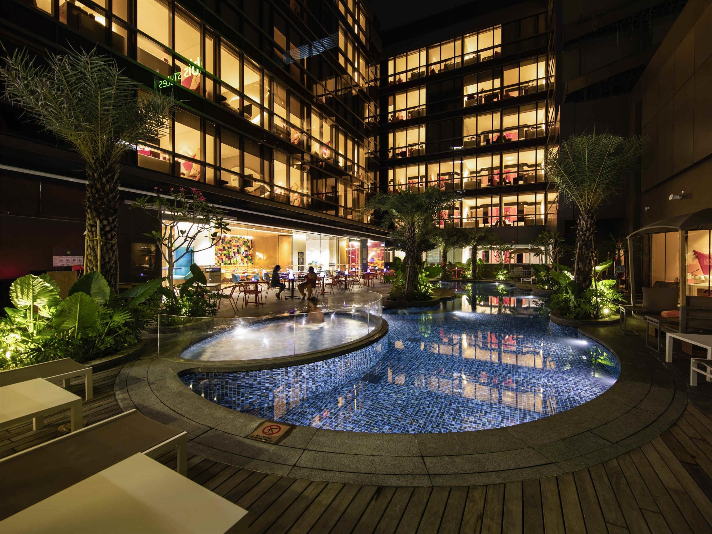 إبيس ستايلز سينجابور أون ماكفرسون