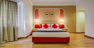 Capital O 1399 Hotel Yuvraj Palace - Ranchi - Bedroom