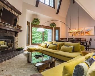 لي مانويرس - تريمبلانت صانستار - مونت ترمبلانت - غرفة معيشة