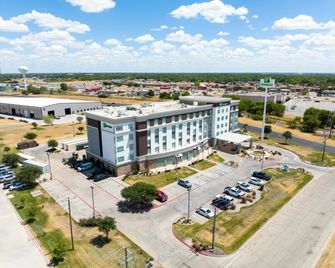 Holiday Inn & Suites Waco Northwest By IHG - וואקו - בניין