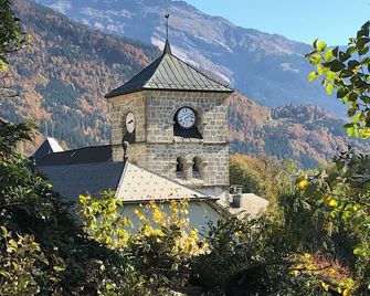 Traditional Ski Chalet with Stunning Views - Sixt-Fer-à-Cheval - Bâtiment