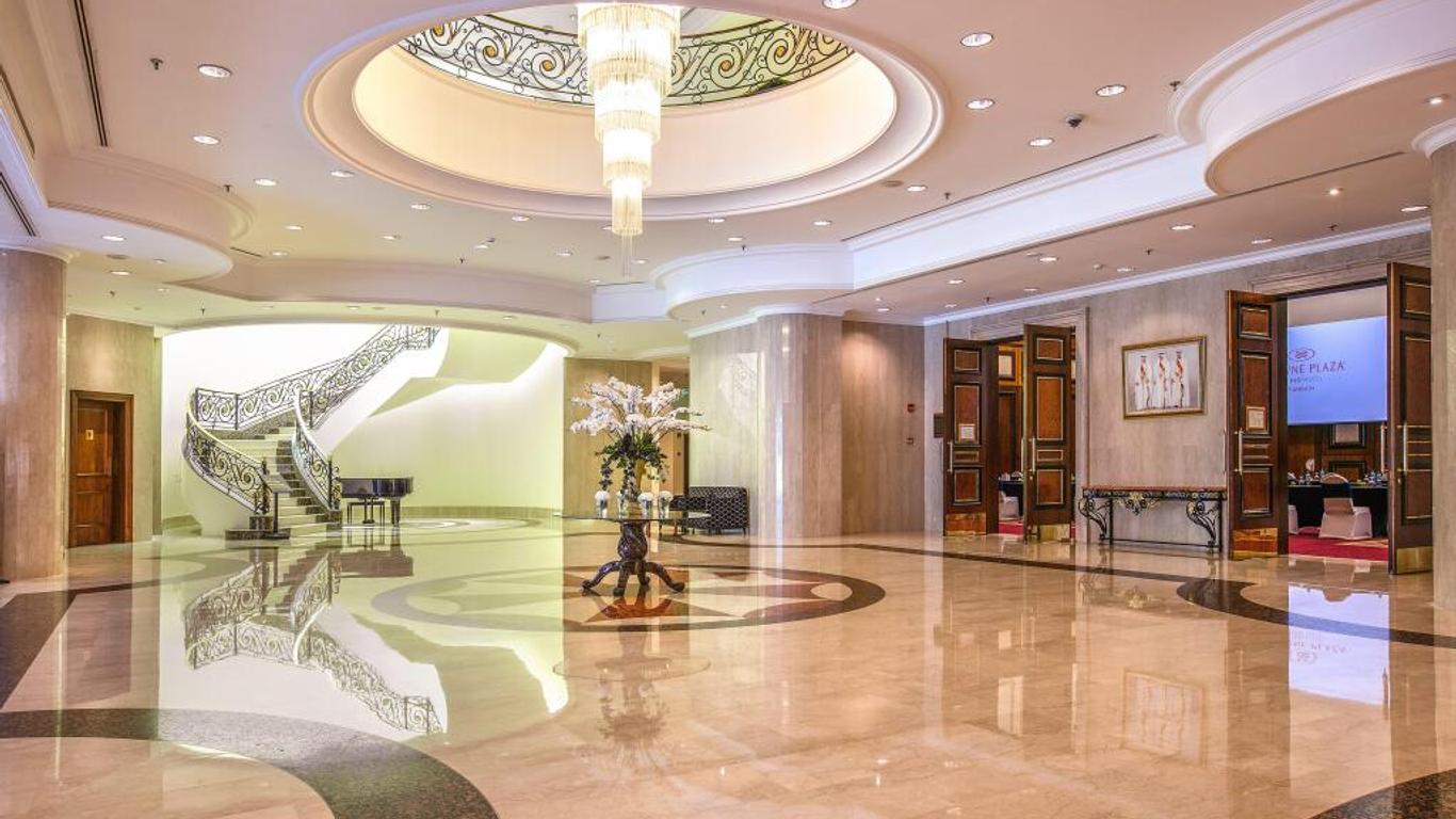 Crowne Plaza Manama (Bahrain)