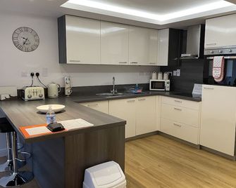 Hunters Lodge, 5 Corries Stunning Loch side property - Spean Bridge - Keuken