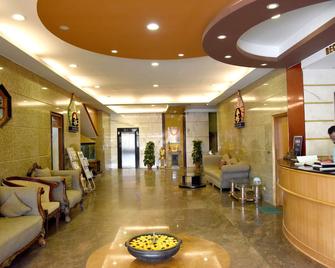 Hotel Sharada International - Udupi - Lobby