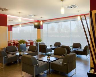 Holiday Inn Express Madrid - Getafe - Getafe - Sala d'estar