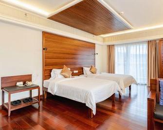 Zhujiang Crystal Hotel - Wuzhishan - Bedroom