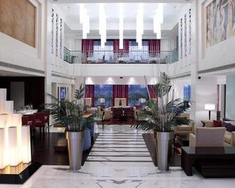 برايد بارك بريمير - جورجاون - ردهة