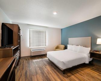Woodspring Suites Rockledge - Cocoa Beach - Rockledge - Спальня