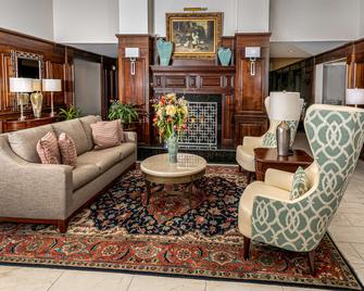 Hampton Inn & Suites Nashville-Green Hills - Nashville - Living room