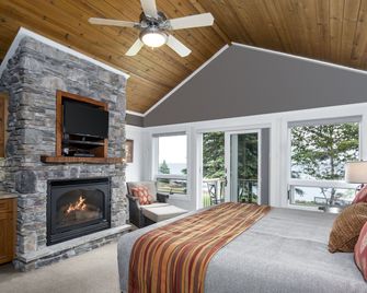Larsmont Cottages on Lake Superior - Two Harbors