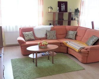 Apartment Bohatice, Karlovy Vary - Karlovy Vary - Salon