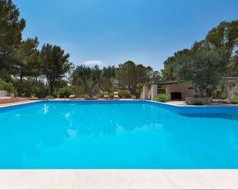 Masseria Colosso by BarbarHouse - Patù - Pool