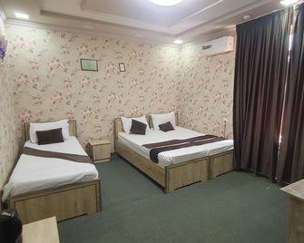 zafaron - Taskent - Habitación
