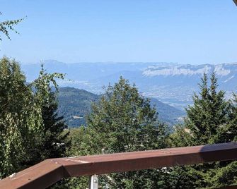 Charmant studio cabine 4 pers, balcon au pied des pistes - FR-1-557-132 - Les Adrets - Balcón