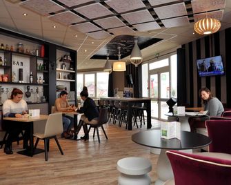 Ibis Styles Rouen Nord Barentin - Barentin - Bar