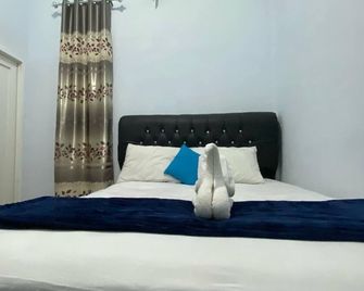 Khalisa Home Syariah Pontianak - Pontianak - Slaapkamer