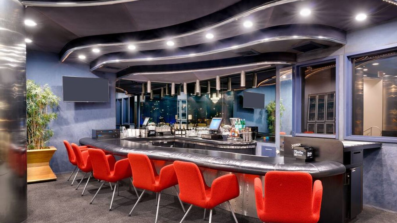 Atrium Hotel Orange County