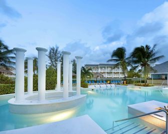 Grand Palladium Jamaica Resort & Spa - Lucea - Pool