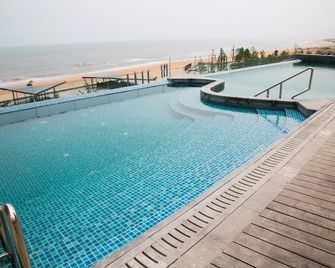 Mangrove Tree Resort World Qingdao - Qingdao - Piscine