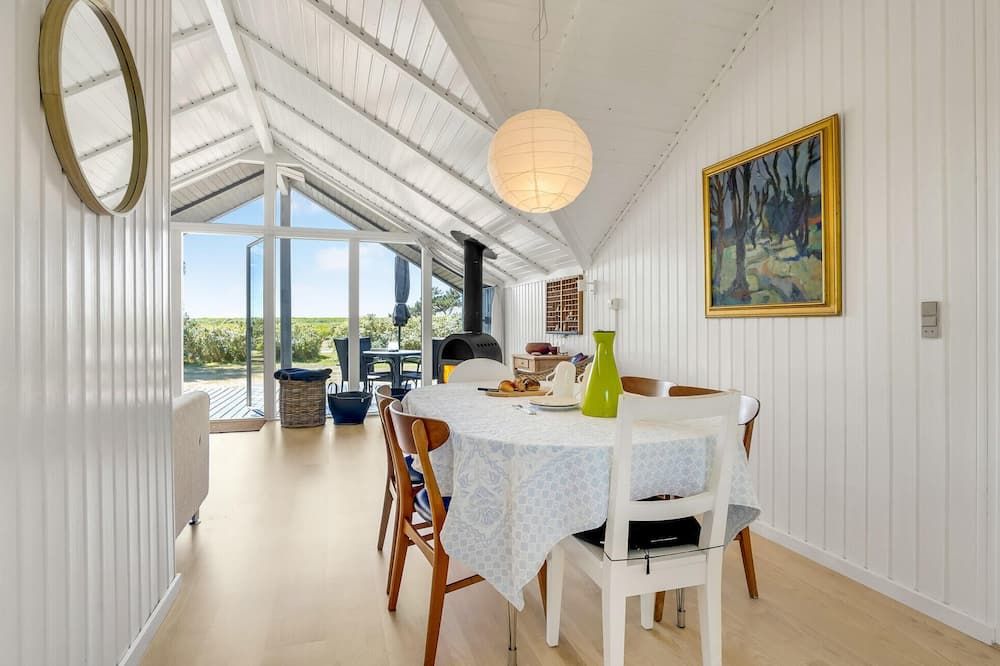 3 Bedroom Nice Home in Roedby – Rødby