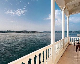 A'jia Hotel - Istanbul - Balcony