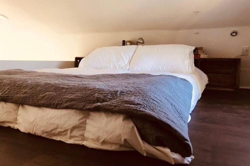 Grinnell Heritage Tiny House - On Organic Farm - Grinnell - Camera da letto