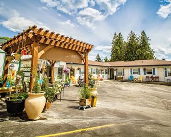 Creston Valley Motel - Creston