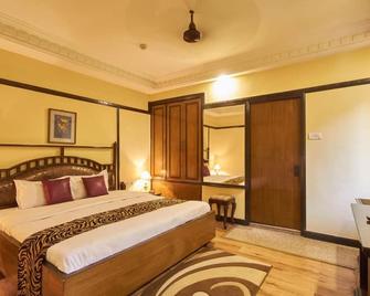 Lytton Hotel - Kolkata - Soverom