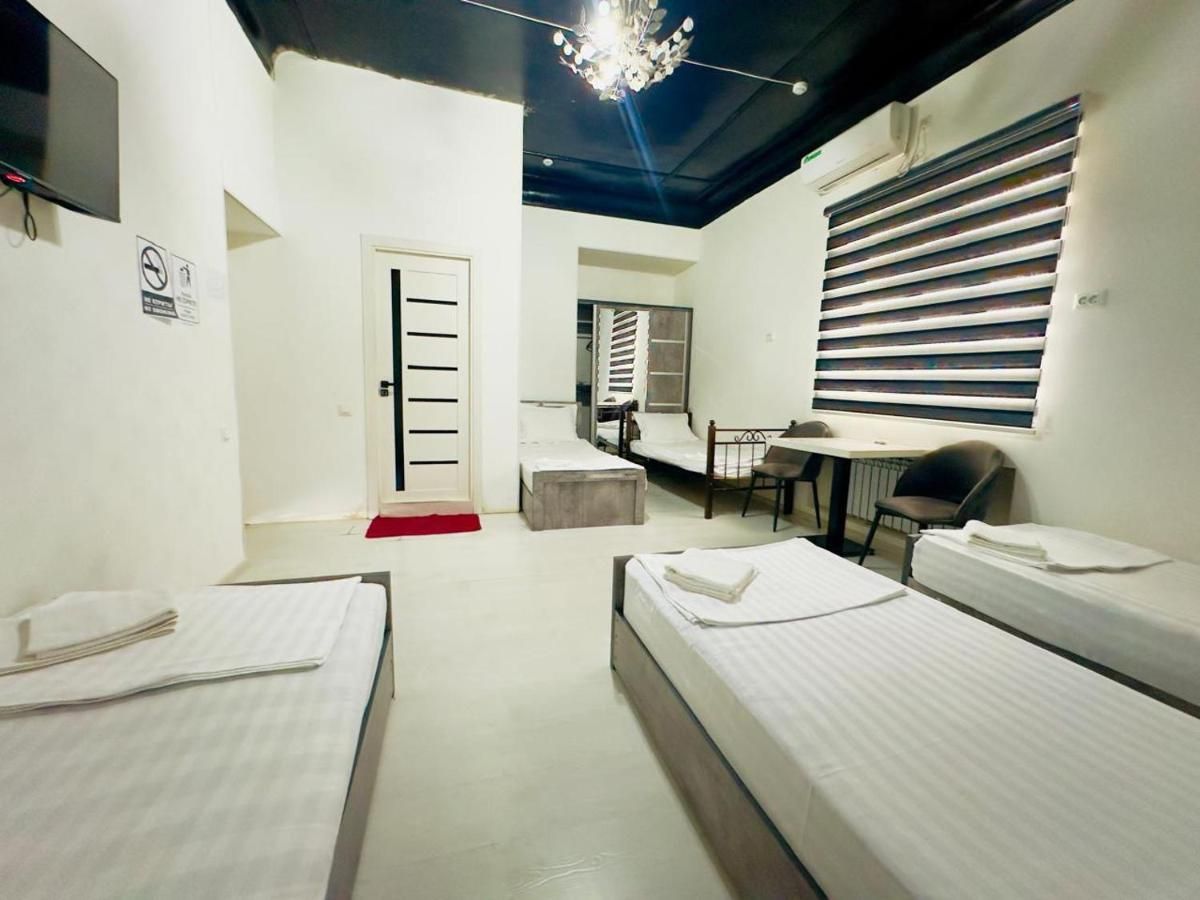 Greenway Hotel thumbnail 2